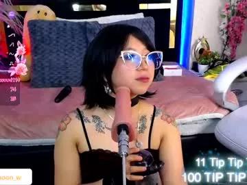 Explore our live girls sluts from our Custom and Multi clubs and checkout exclusive access to highly interactive content, such as shape, hair, titties, pussy type and many more.