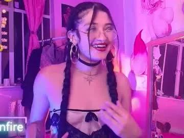 moonfiredance from Chaturbate