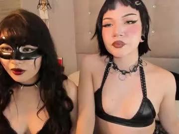 Explore our live girls sluts from our Custom and Multi clubs and checkout exclusive access to highly interactive content, such as shape, hair, titties, pussy type and many more.