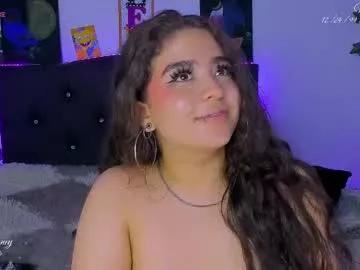 Explore our live girls sluts from our Custom and Multi clubs and checkout exclusive access to highly interactive content, such as shape, hair, titties, pussy type and many more.
