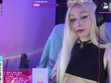 nadanadiaa from Chaturbate
