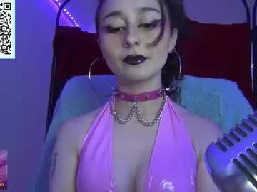 nadanadiaa from Chaturbate