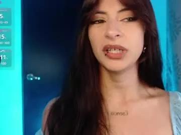 nala_saphir from Chaturbate