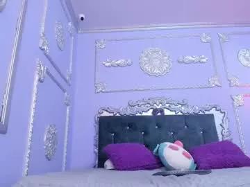 Naomithorne webcams show profile image 