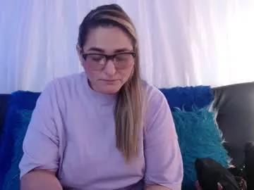 natalie_collins12 from Chaturbate