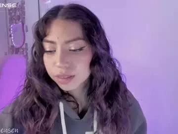 natalie_jaensen from Chaturbate