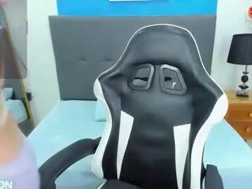 nataly_rodri from Chaturbate