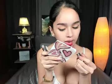 Nathalieriches webcams show profile image 