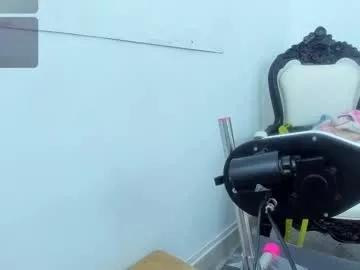 neferet_opal from Chaturbate