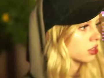 nelly_carroll from Chaturbate