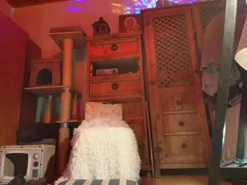 nessieanalemma from Chaturbate is Freechat