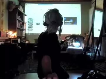 nessieanalemma from Chaturbate