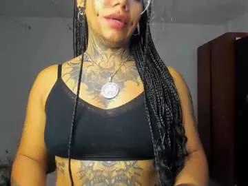 Explore our live girls sluts from our Custom and Multi clubs and checkout exclusive access to highly interactive content, such as shape, hair, titties, pussy type and many more.