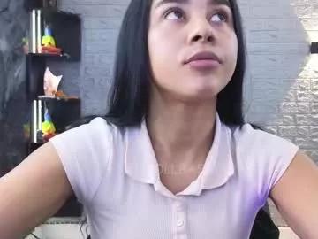 Explore our live girls sluts from our Custom and Multi clubs and checkout exclusive access to highly interactive content, such as shape, hair, titties, pussy type and many more.