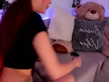 Explore our live girls sluts from our Custom and Multi clubs and checkout exclusive access to highly interactive content, such as shape, hair, titties, pussy type and many more.