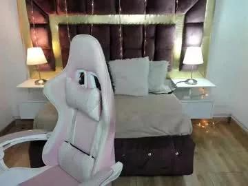 niicoll_stone from Chaturbate