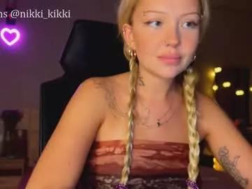 nikki_whatever from Chaturbate