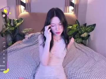 nikkimiltons from Chaturbate
