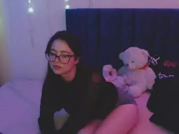 nikolle_huyt from Chaturbate is Freechat