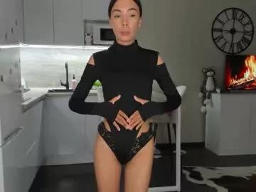 nilliluv from Chaturbate