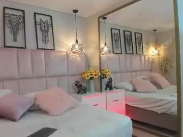 nina__ford from Chaturbate