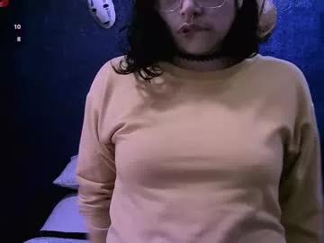 ninayellow from Chaturbate
