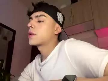 noah37469 from Chaturbate is Freechat