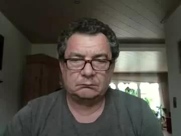 nobbie44 from Chaturbate