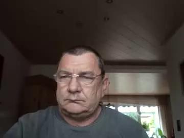 nobbie44 from Chaturbate