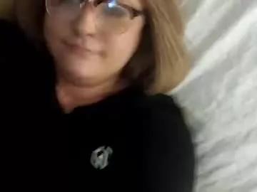 notouchmami from Chaturbate