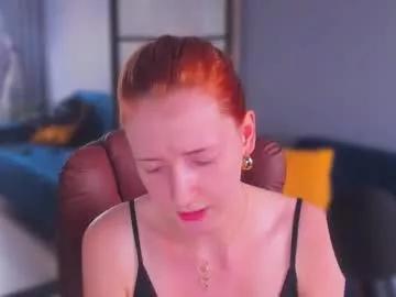 oddlyfamiliar from Chaturbate