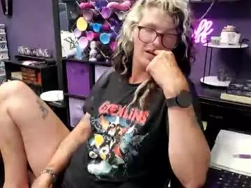 oddywithabody from Chaturbate