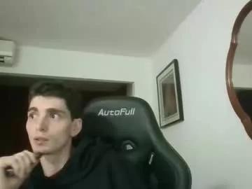 ofsolovicio from Chaturbate