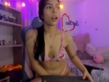 Explore our live girls sluts from our Custom and Multi clubs and checkout exclusive access to highly interactive content, such as shape, hair, titties, pussy type and many more.