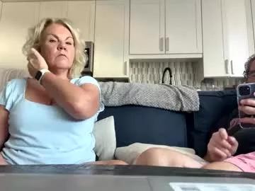 oneoften1000 from Chaturbate