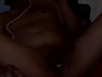 Opps_210 webcams show profile image 