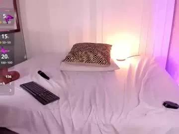 paiigepeach from Chaturbate