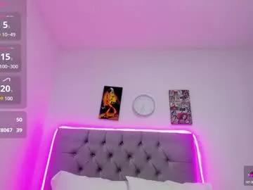 Explore our live girls sluts from our Custom and Multi clubs and checkout exclusive access to highly interactive content, such as shape, hair, titties, pussy type and many more.