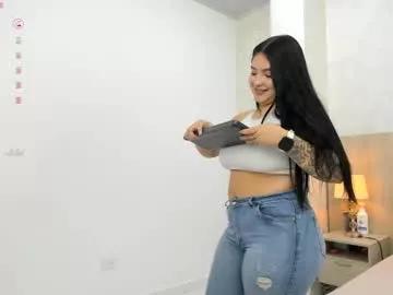 Explore our live girls sluts from our Custom and Multi clubs and checkout exclusive access to highly interactive content, such as shape, hair, titties, pussy type and many more.