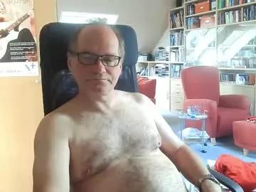Pavlovsdog2006 webcams show profile image 