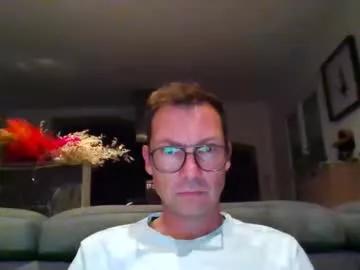 Pchittt webcams show profile image 