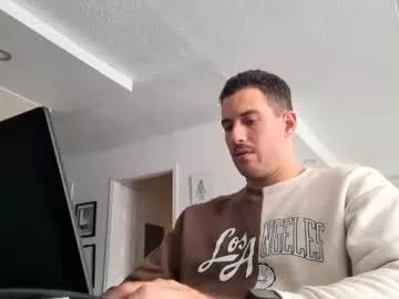 peterskinny24 from Chaturbate
