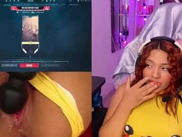 Explore our live girls sluts from our Custom and Multi clubs and checkout exclusive access to highly interactive content, such as shape, hair, titties, pussy type and many more.