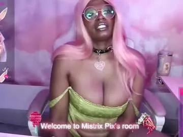 pixiebob25 from Chaturbate