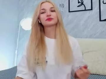 pollimills from Chaturbate is Freechat