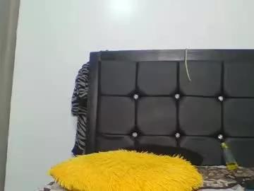 pussiey_tightte from Chaturbate