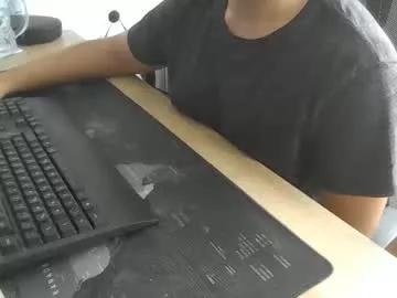 pussylickersucks77 from Chaturbate