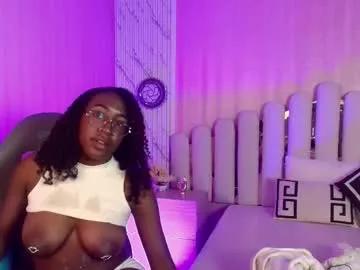 qeen_blackk from Chaturbate