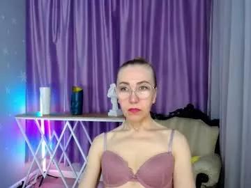 queen_a_n_i from Chaturbate
