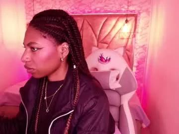 queen_perla_ from Chaturbate